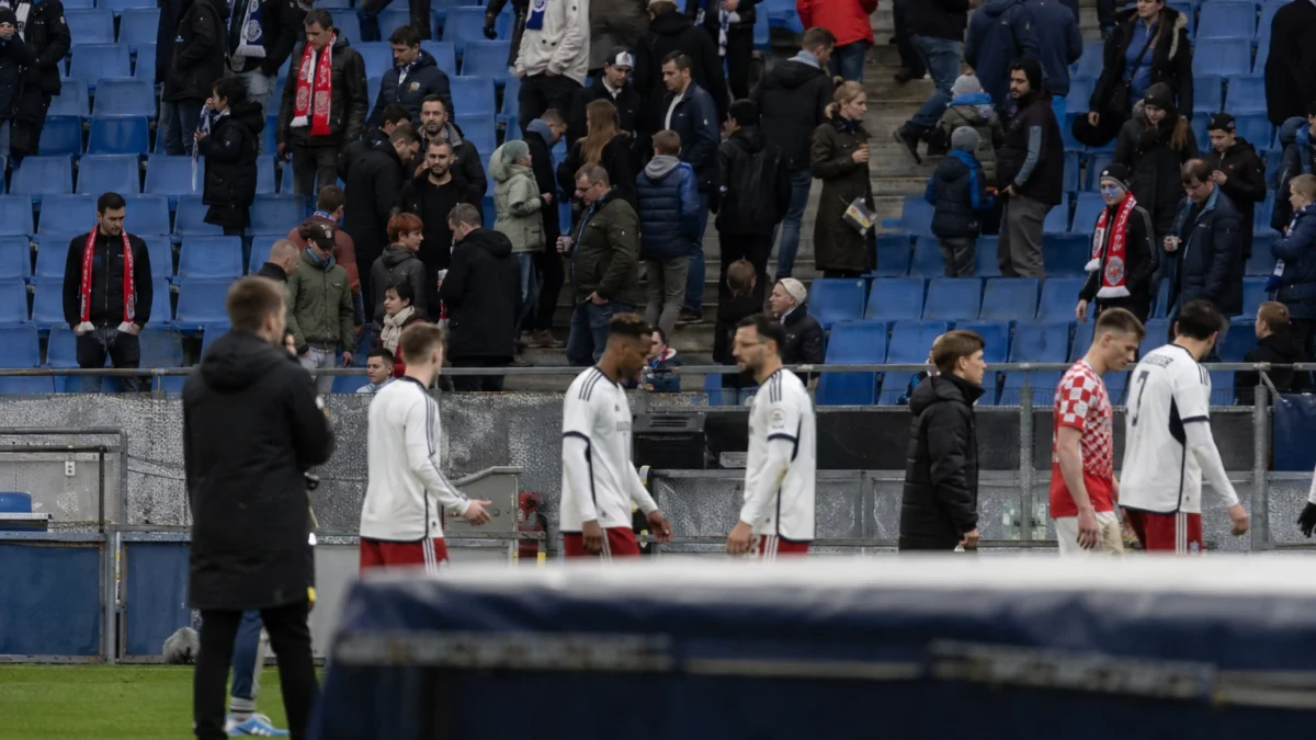 Mainz körde över Hamburger SV på Volksparkstadion